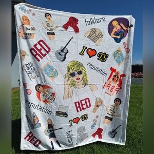 Taylor swift  White Blancket